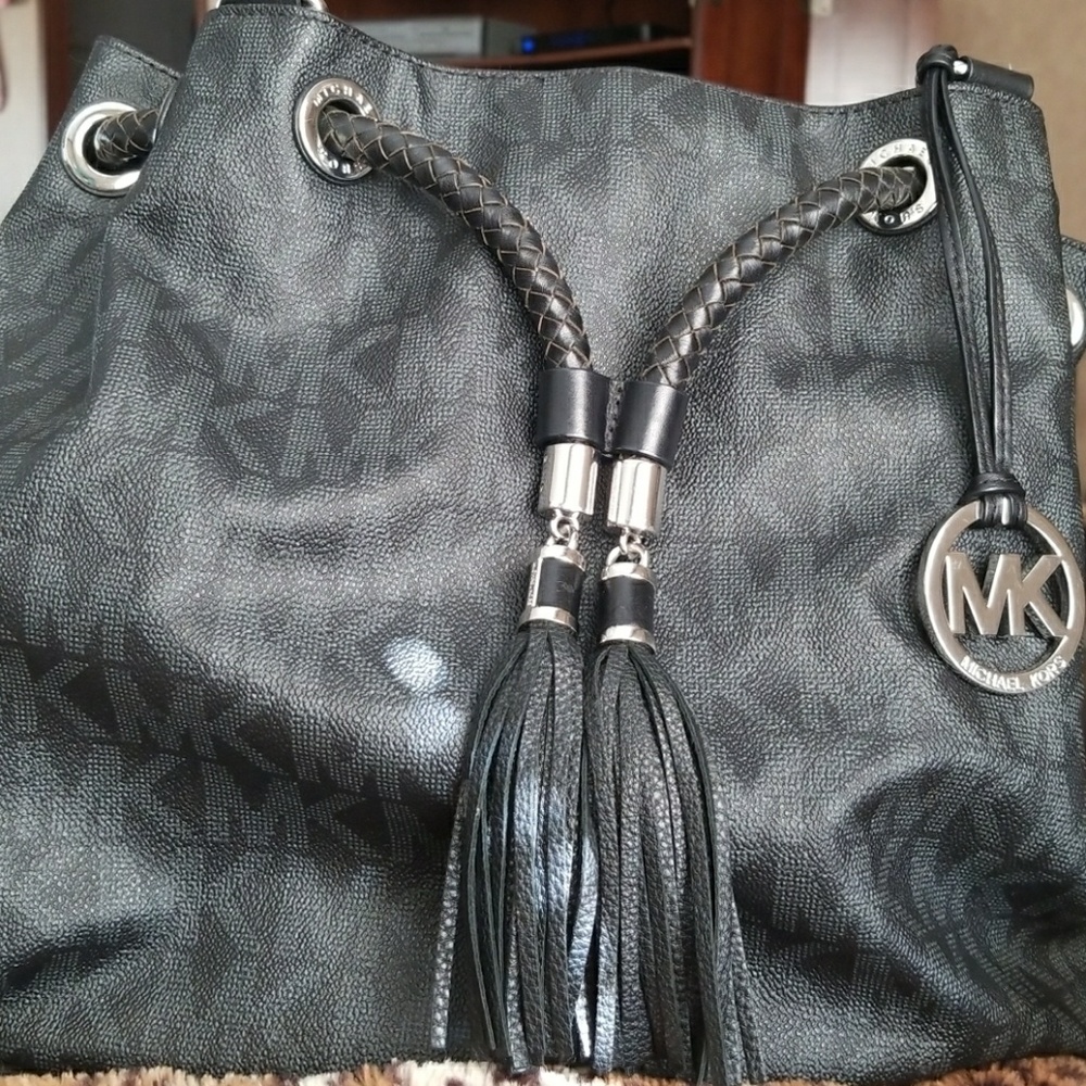 Michael Kors black purse